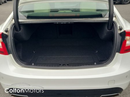 2017 Volvo S60 - thumbnail 16