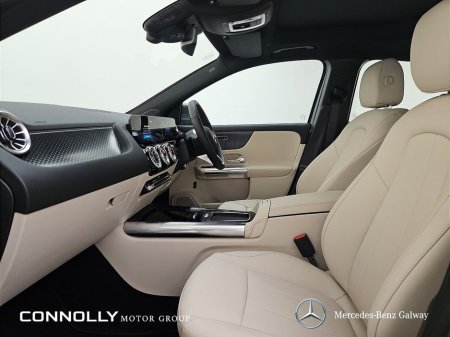 2026 Mercedes-Benz GLA Class - thumbnail 5