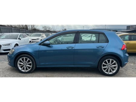 2013 Volkswagen Golf - thumbnail 4