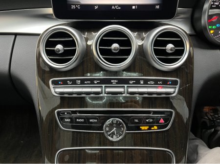 2016 Mercedes-Benz C Class - thumbnail 24