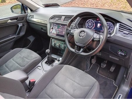 2018 Volkswagen Tiguan - thumbnail 15