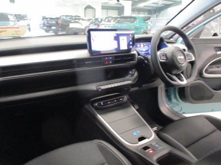 2025 Jeep Avenger AVENGER BEV 54KWH ALTITUDE 156HP €33,245 thumbnail