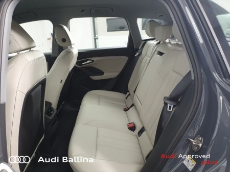 2025 Audi Q6 E-TRON PERFORMANCE ADVANCE With Upgraded Seats €63,400 thumbnail