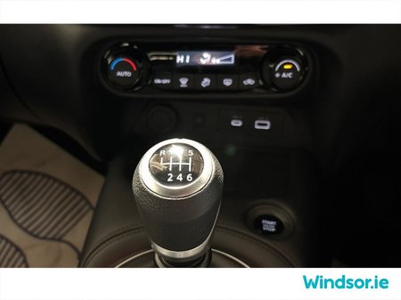 2025 Nissan Juke 1.0T PET 2WD SV Premium €26,995 thumbnail