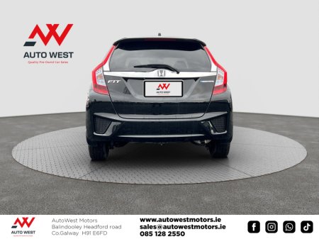 2017 Honda Fit 2017 Honda Fit Self Charging Hybrid Automatic €12,950 thumbnail