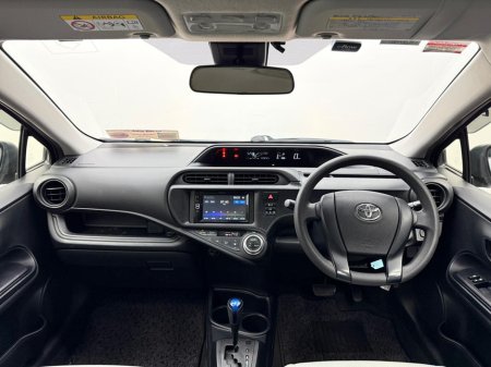 2016 Toyota Aqua - thumbnail 9