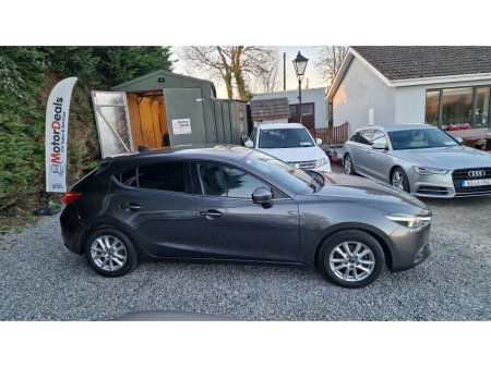 2017 Mazda Mazda3 - thumbnail 8