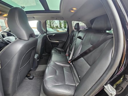 2016 Volvo XC60 - thumbnail 23