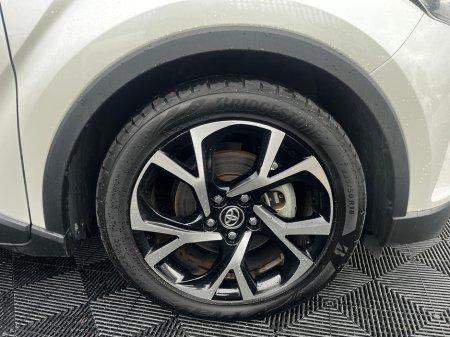 2018 Toyota C-HR Toyota CHR 1,8 self charging hybrid €19,500