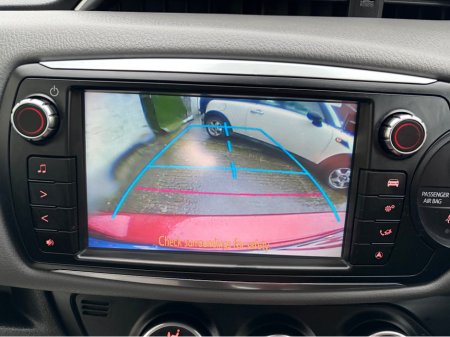 2015 Toyota Yaris SOL 1.33 PETROL 6 SPEED MANUAL 4DR HATCHBACK *ONE OWNER IRISH CAR* *TOP SPEC* *FULL TOYOTA SERVICE HISTORY* *NEW NCT 01/2027* *€200 ROAD TAX* *FINANCE ARRANGED TODAY* €10,450 thumbnail