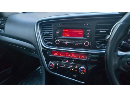 2015 Kia Optima - thumbnail 18