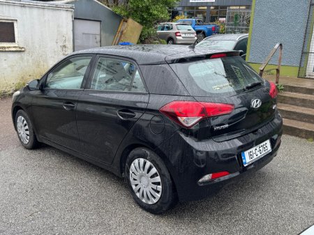2016 Hyundai i20 Ideal starter car €9,200 thumbnail