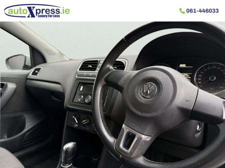 2013 Volkswagen Polo - thumbnail 4