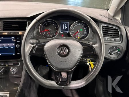 2018 Volkswagen Golf - thumbnail 14
