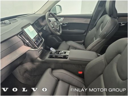 2026 Volvo XC90 - thumbnail 4