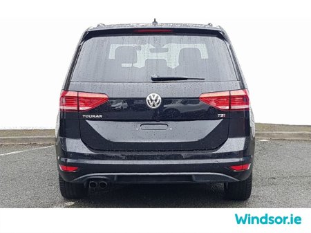 2018 Volkswagen Touran 1.4 TSI AUTOMATIC €20,995 thumbnail