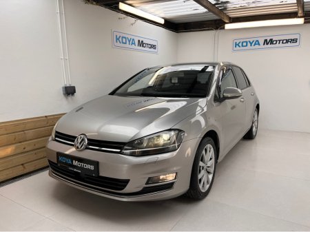 2015 Volkswagen Golf 1.4 TSI HIGHLINE PLUS PETROL AUTOMATIC // PRIVACY PACK // BLUETOOTH MEDIA // PARK ASSIST // REVERSING CAMERA // UPGRADED SPORT ALLOYS // IMMACULATE EXAMPLE €11,950