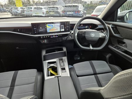 2025 Opel Grandland GS 73 kWh BEV €38,000 thumbnail