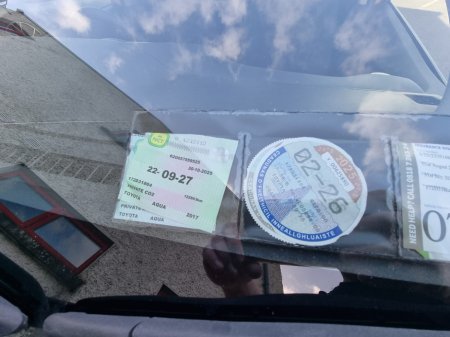 2017 Toyota Aqua - thumbnail 19