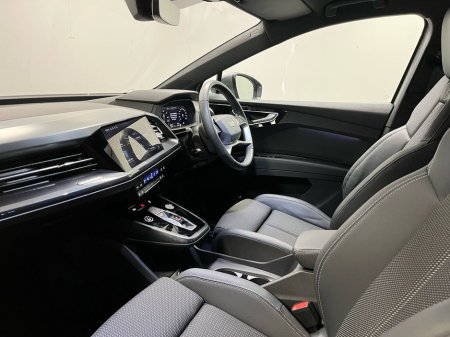 2023 Audi Q4 e-tron S-Line 40 82kWh 204BHP - Reversing Camera - Sat Nav - Climate Control - Heated Seats - Keyless Start - Apple CarPlay/Android Auto €34,450 thumbnail