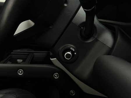 2024 Land Rover Defender HSE X-DYNAMIC P400E €87,990 thumbnail