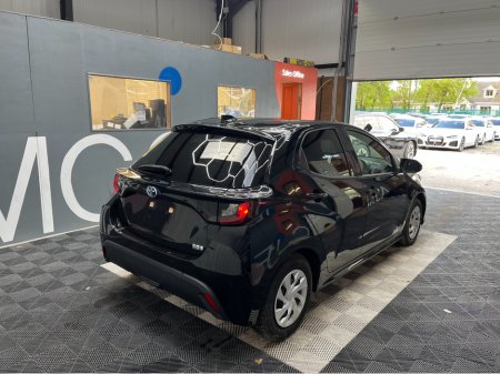 2021 Toyota Yaris - view 2