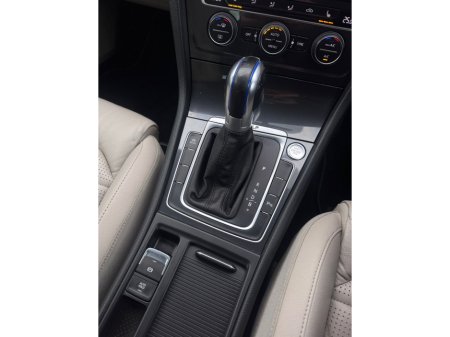 2019 Volkswagen E-Golf EE E1F 136BHP 5DR AUTO E-GOLF €12,800 thumbnail