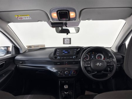 2021 Hyundai Bayon COMFORT PLUS 5DR**MULTIFUNCTIOAL STEERING WHEEL**SEMI DIGITAL DASH**AIR CONDITIONING**ELECTRIC WINDOWS**BLUETOOTH**ISOFIX**BLACK CLOTH INTERIOR**FINANCE AVAILABLE** €16,995 thumbnail