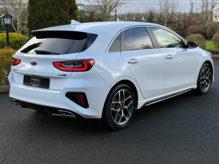 2021 Kia Ceed  €9,700 thumbnail