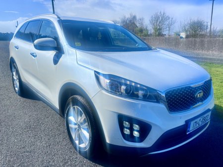 2017 Kia Sorento - thumbnail 6