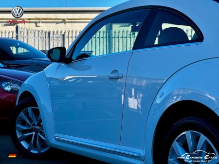 2013 Volkswagen Beetle - thumbnail 32