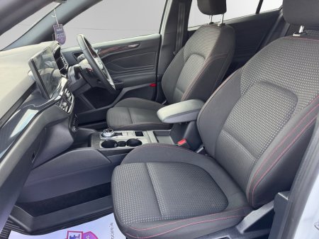 2024 Ford Focus - thumbnail 11