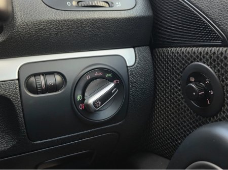 2012 Volkswagen Scirocco 1.4 TSI AUTOMATIC REAR SENSORS HALF LEATHER - ALLOYS REVERSE CAMERA €10,950 thumbnail