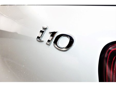 2017 Hyundai i10 1.0 DELUXE 5SPD *BI-TONE INTERIOR*14"ALLOY WHEELS* €10,890 thumbnail