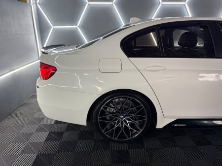 2016 BMW 5 Series - thumbnail 7