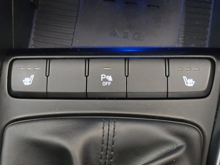 2022 Hyundai Bayon Executive Plus 2 Tone 5DR €17,950 thumbnail