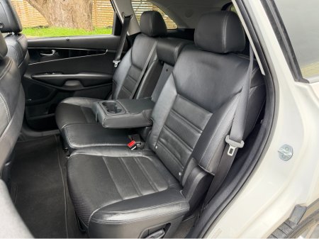 2016 Kia Sorento - thumbnail 27