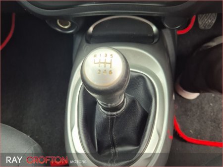 2015 Nissan Juke - thumbnail 9