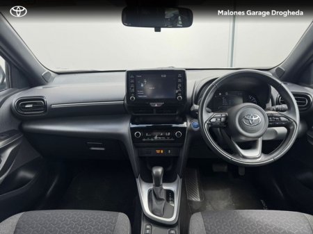 2023 Toyota Yaris Cross - thumbnail 8