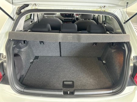 2019 Volkswagen Polo - thumbnail 11