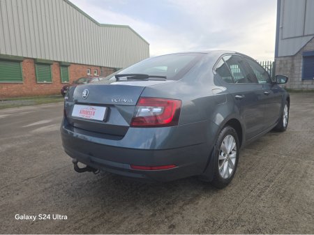 2018 Skoda Octavia - thumbnail 5