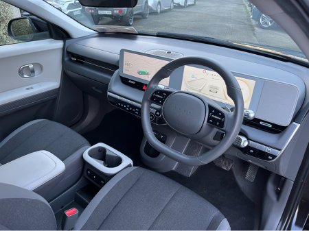 2023 Hyundai Ioniq 5 EXECUTIVE 58KW //HEATED SEATS AND STEERING WHEEL//ADAPTIVE CRUISE CONTROL//WIRELESS PHONE CHARGING// €24,950 thumbnail