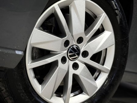 2023 Volkswagen Caddy Cargo ED TDI 122HP *AUTOMATIC* // LOW MILEAGE ONLY 27000KM // SAME DAY FINANCE // MOONSTONE GREY €23,950 thumbnail