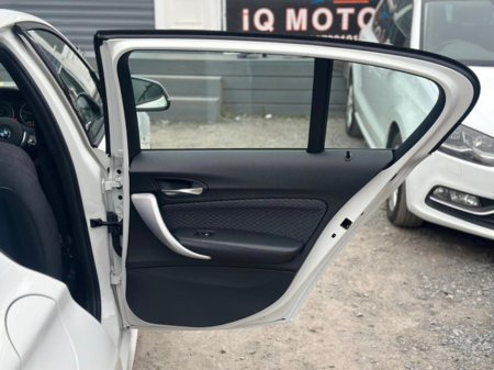 2016 BMW 1 Series - thumbnail 13