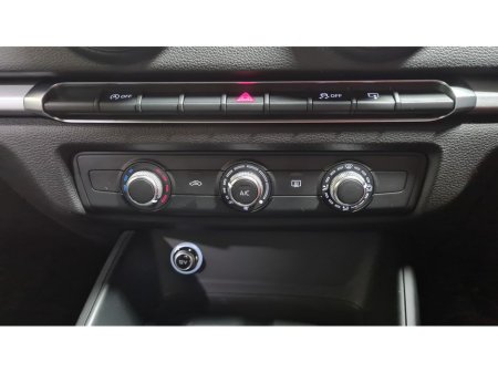 2017 Audi A3 1.0 TFSi SE Sportback 5DR €17,950 thumbnail