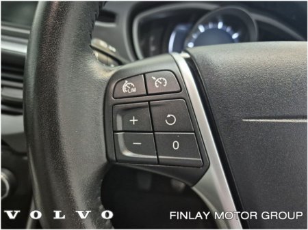 2019 Volvo V40 - thumbnail 12