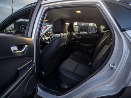 2023 Hyundai Kona 2023 Kona 1.6 Hybrid/FSH/High spec/1yr warranty €25,888 thumbnail