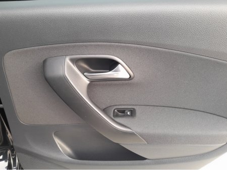 2016 Volkswagen Polo - thumbnail 20