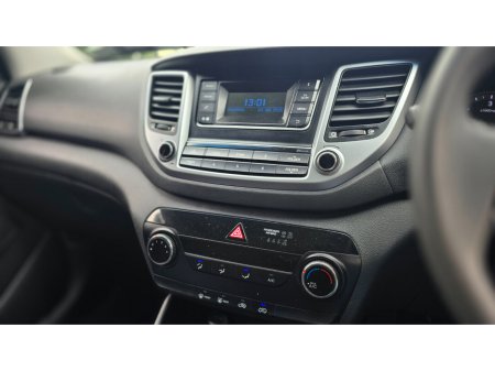 2016 Hyundai Tucson - thumbnail 19