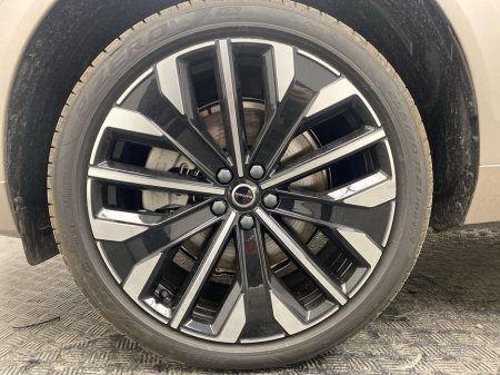 2026 Volvo XC60 - thumbnail 6